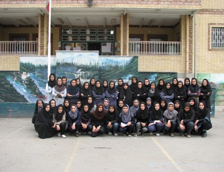 مسئولین و دانش آموزان بورسیه شهر شهر قدس