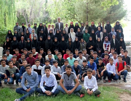 مسئولین و دانش آموزان بورسیه شهر بافت