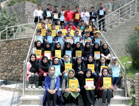 مسئولین و دانش آموزان بورسیه شهر نورآباد