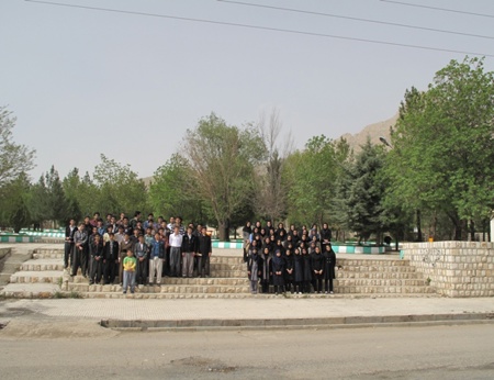 مسئولین و دانش آموزان بورسیه شهر روانسر
