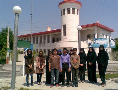 مسئولین و دانش آموزان بورسیه شهر بندرگز