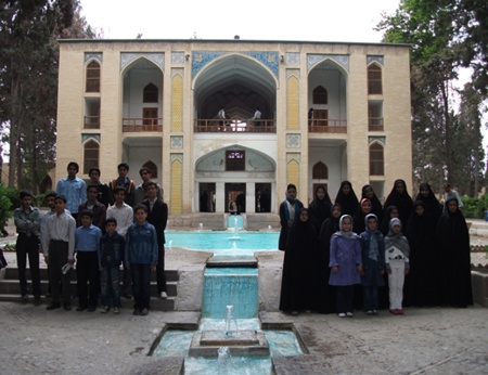 مسئولین و دانش آموزان بورسیه شهر كاشان