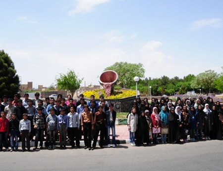 مسئولین و دانش آموزان بورسیه شهر رفسنجان