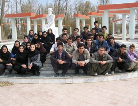 مسئولین و دانش آموزان بورسیه شهر سقز