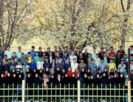 مسئولین و دانش آموزان بورسیه شهر قروه
