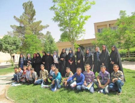 مسئولین و دانش آموزان بورسیه شهر مهريز