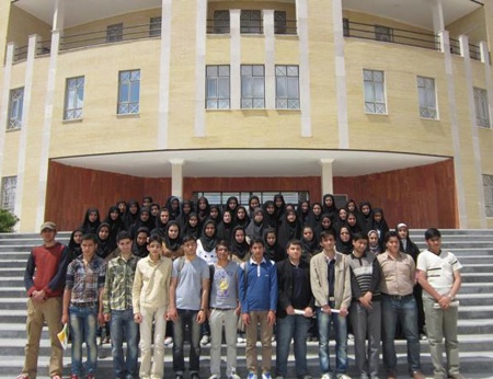 مسئولین و دانش آموزان بورسیه شهر شاهرود