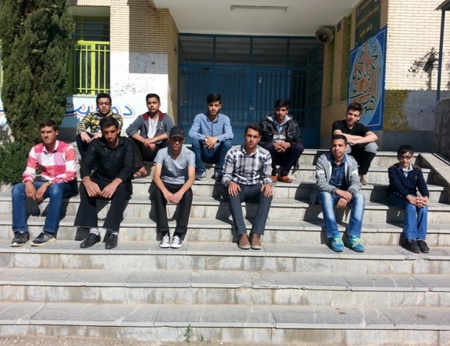 مسئولین و دانش آموزان بورسیه شهر باغ بهادران