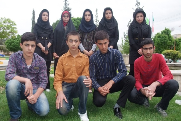 مسئولین و دانش آموزان بورسیه شهر گيلانغرب