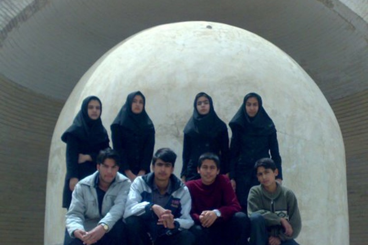 مسئولین و دانش آموزان بورسیه شهر سامان