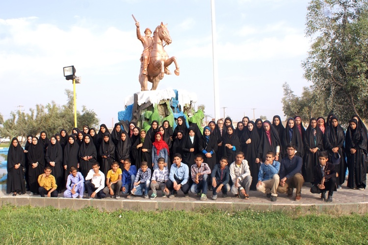 مسئولین و دانش آموزان بورسیه شهر زابل