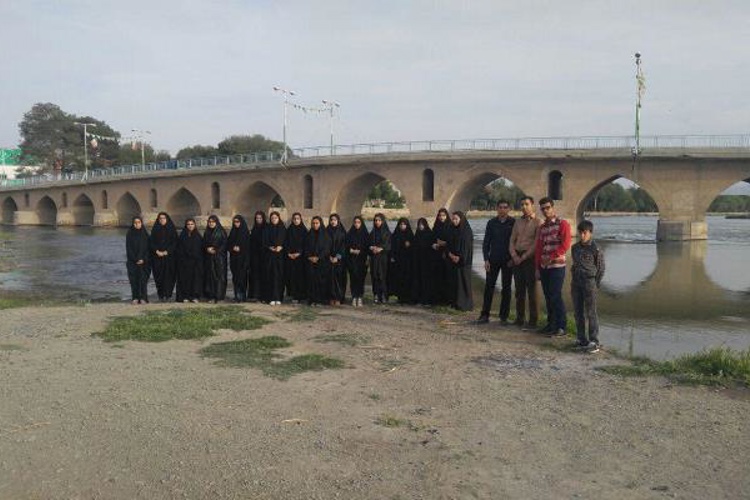 مسئولین و دانش آموزان بورسیه شهر فلاورجان