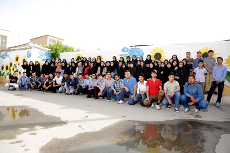 مسئولین و دانش آموزان بورسیه شهر ورامين