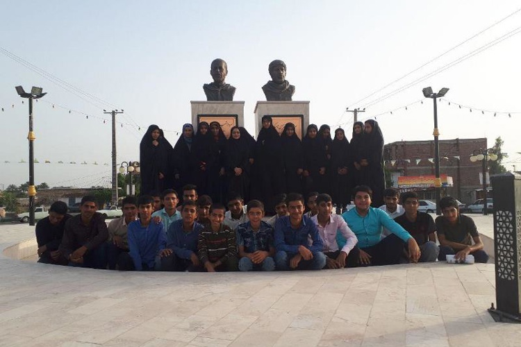 مسئولین و دانش آموزان بورسیه شهر فارياب