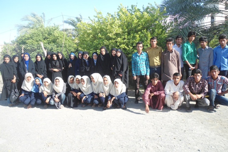 مسئولین و دانش آموزان بورسیه شهر قلعه گنج