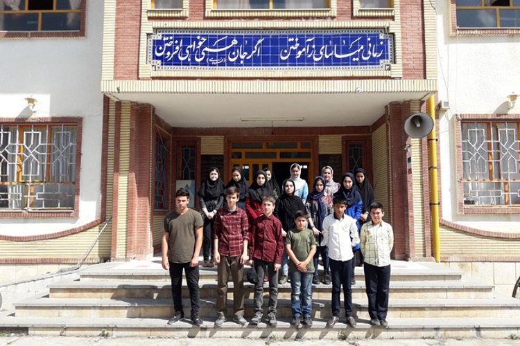مسئولین و دانش آموزان بورسیه شهر راميان