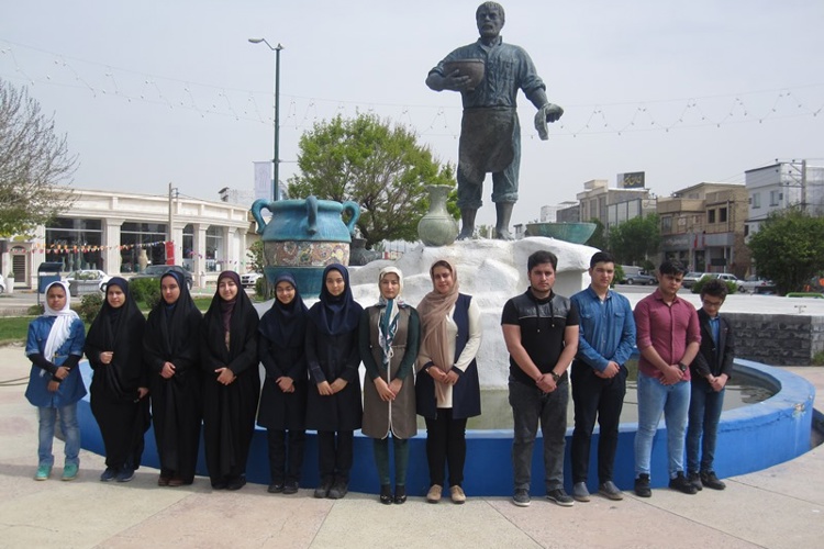 مسئولین و دانش آموزان بورسیه شهر لالجين
