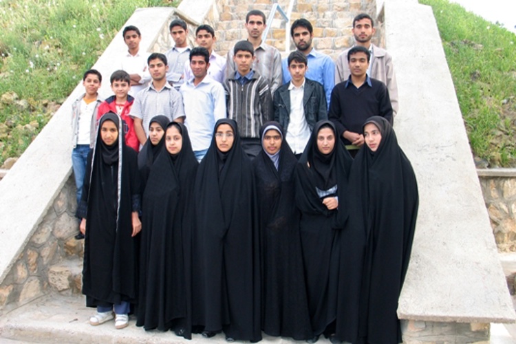 مسئولین و دانش آموزان بورسیه شهر سرخس