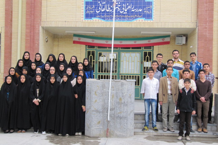 مسئولین و دانش آموزان بورسیه شهر در‌گز