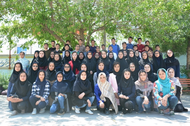 مسئولین و دانش آموزان بورسیه شهر در‌گز