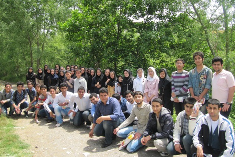 مسئولین و دانش آموزان بورسیه شهر نور